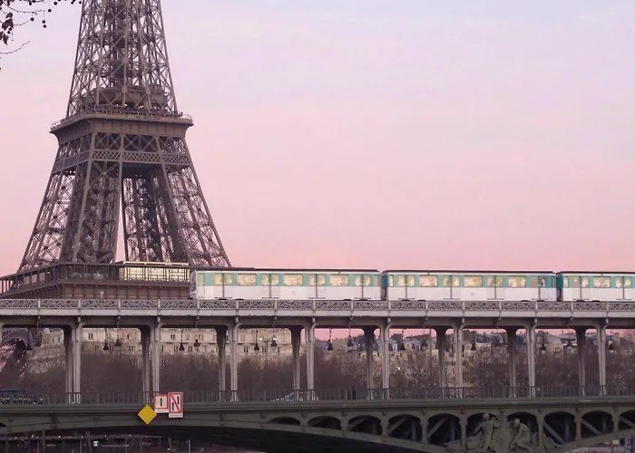 Eiffel Citea Access Dayroom Espace Paris Sans Nuitee Et Chambre Partagee Chatillon Nuitee -- Repos Journee Ou Espace Travail 8-19H Proche Tour Eiffel Ou Usage Bureau A L\'Heure En Journee -- Nuitee Chatillon Avenue Paris